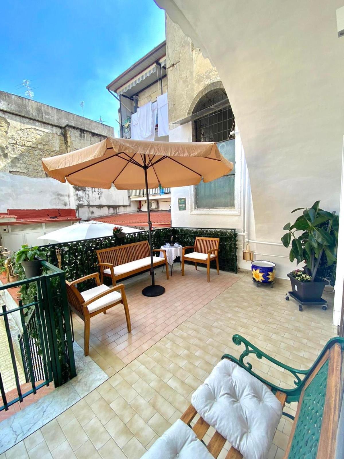 Castellano Apartment Napoli Exterior foto